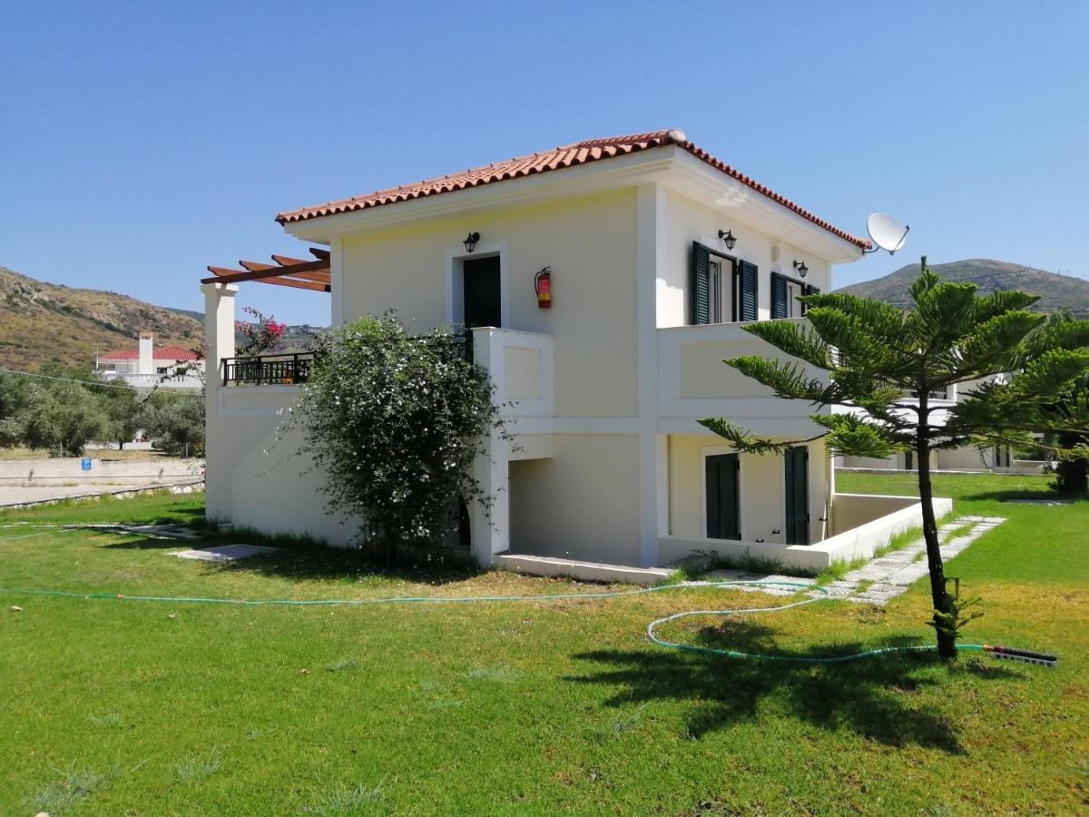 Captain'S Villas Kateleios Dış mekan fotoğraf